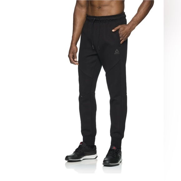 NWT Reebok Mens Momentum Jogger - Picture 1 of 10